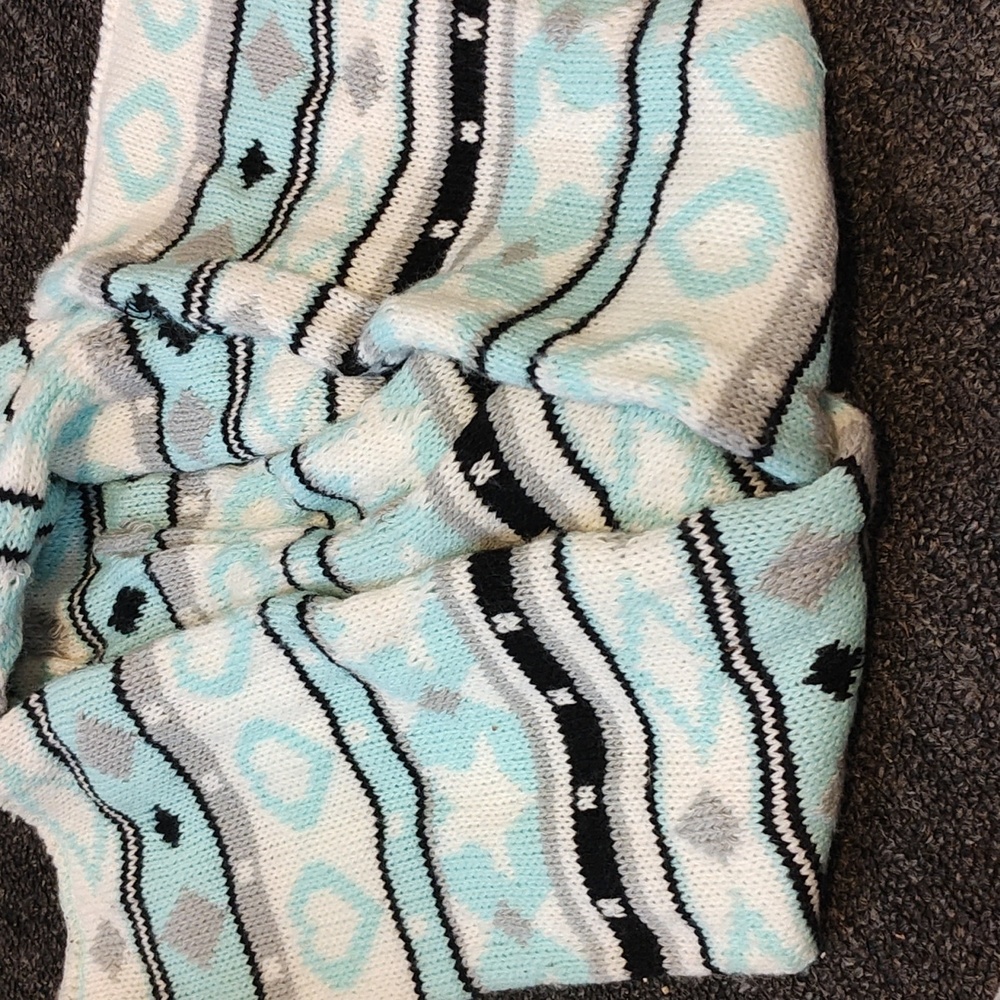 Athletech size 8-16 scarf
